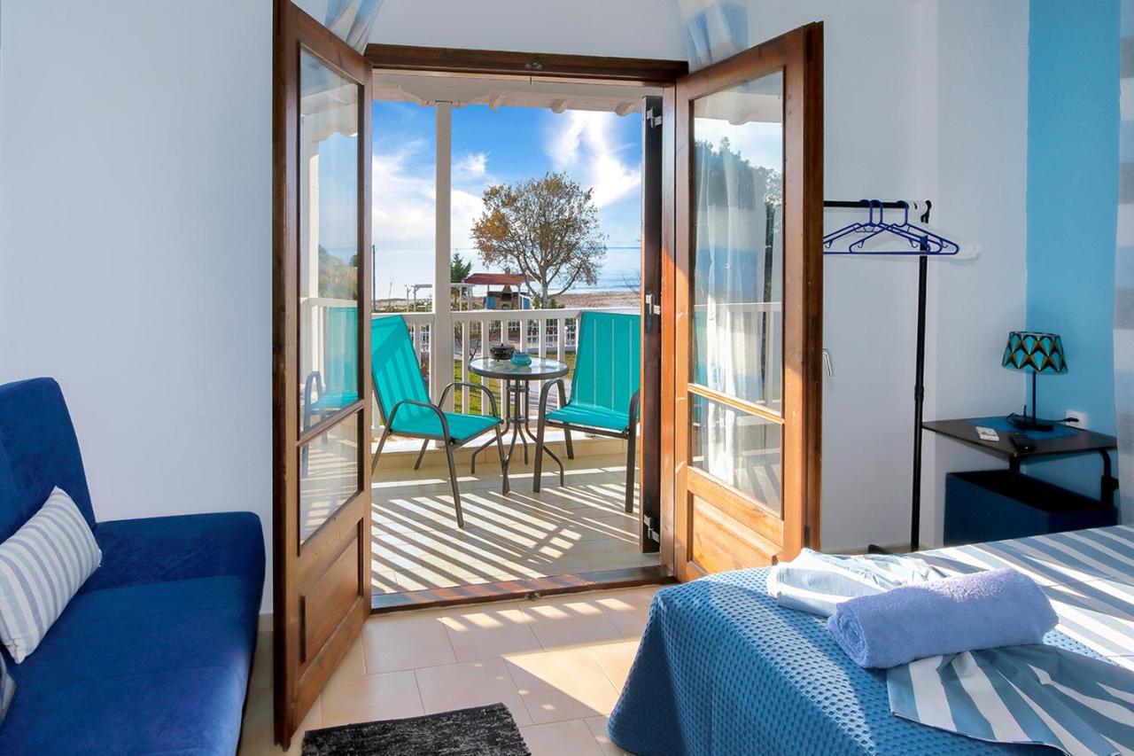 Maras Marinas Home Nikíti Eksteriør bilde