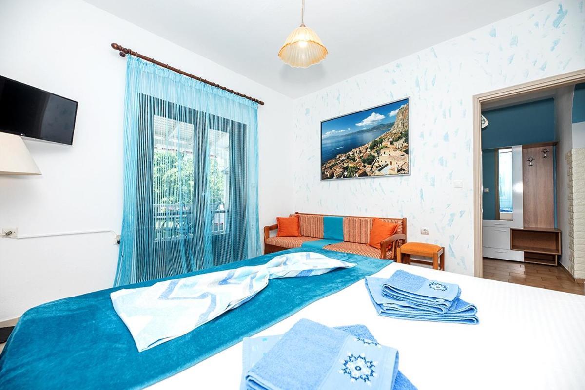 Maras Marinas Home Nikíti Eksteriør bilde